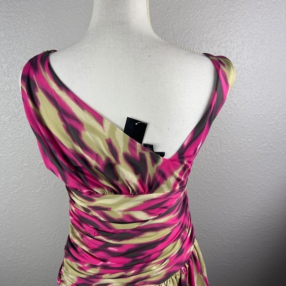 NWT BEBE  IKAT print drape dress Medium - Picture 8 of 10